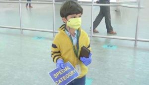 5yr old stands attraction in Airport