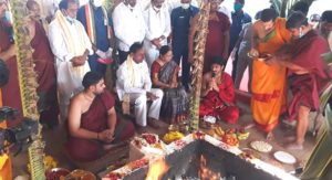 KCR starts KP Reservoir with Jeeyar, says good news soon