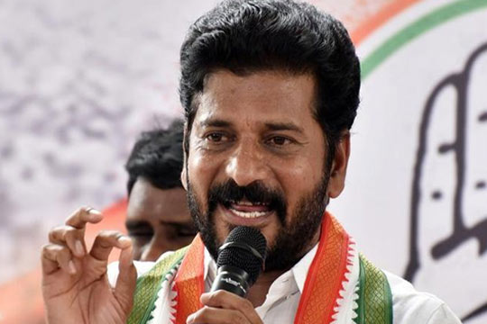 Two CMs are hand in glove on Pothireddyapdu : MP Revanth Reddy