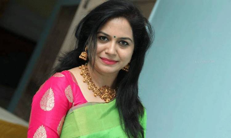 Fraud in the name singer Sunitha