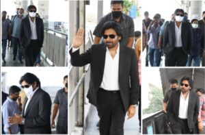 Power Star Pawan Kalyan travels in Hyderabad Metro