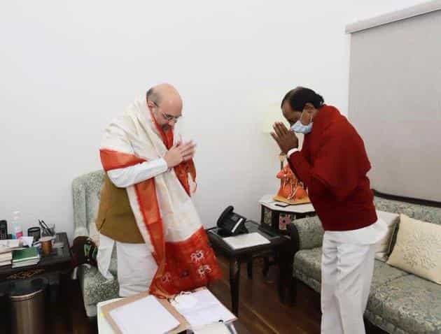 KCR returns after meeting Modi, Shah in Delhi