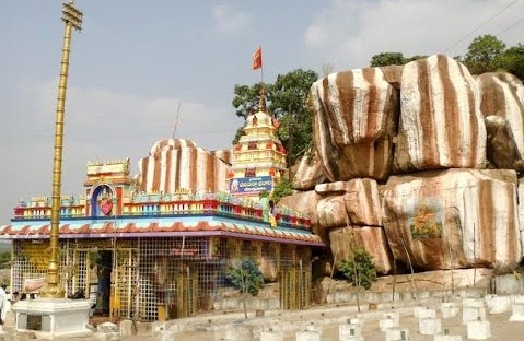 Yedupayala Temple